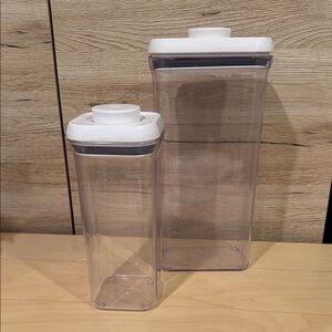 Oxo Clear and White Storage containers 1,4l & 3,2l set